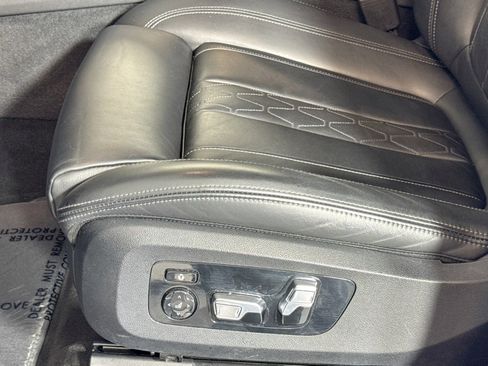 Used 2023 BMW X7 xDrive40i image 18