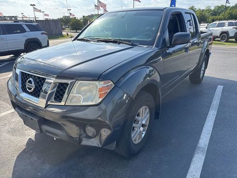 Used 2012 Nissan Frontier SV RWD image 1