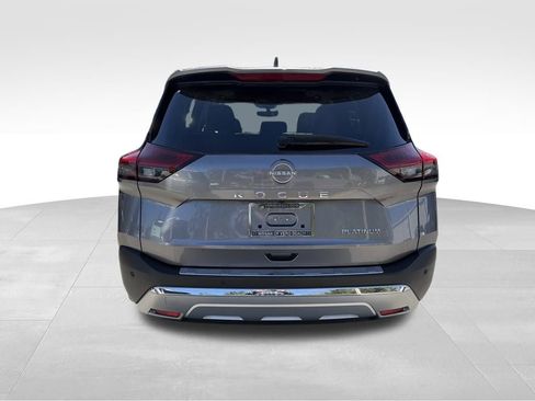 Used 2023 Nissan Rogue Platinum w/ Platinum Premium Package image 7