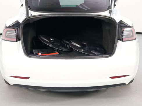Used 2022 Tesla Model 3 Long Range image 10