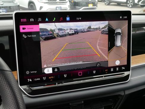 Certified 2025 Volkswagen Tiguan SEL R-Line AWD/4WD image 30