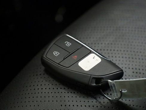 Used 2024 Buick Envision Sport Touring image 30