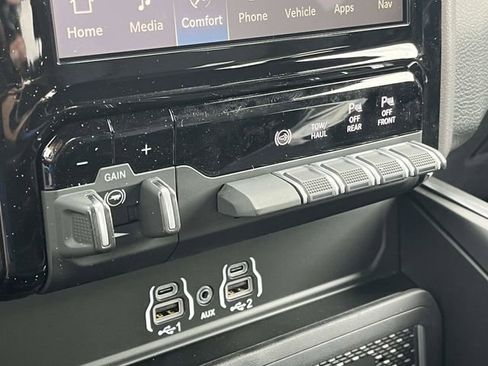 New 2026 RAM 3500 Big Horn AWD/4WD image 25