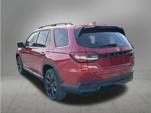 New 2026 Honda Pilot Black Edition image 2