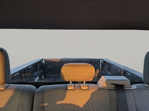 Used 2022 Ford F250 XLT w/ FX4 Off-Road Package image 25