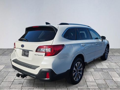 Used 2018 Subaru Outback 2.5i Touring w/ Popular Package #3 image 7