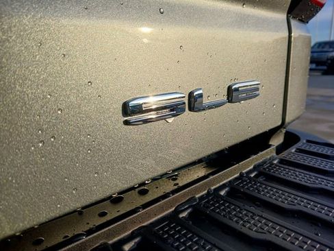New 2026 GMC Sierra 1500 SLE image 39