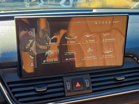 Certified 2024 Audi Q5 e Premium image 19