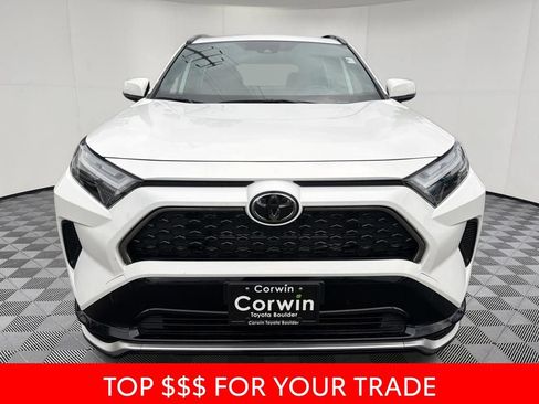 Used 2025 Toyota RAV4 SE AWD/4WD image 2