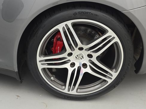 Used 2007 Porsche 911 GT3 RS image 32