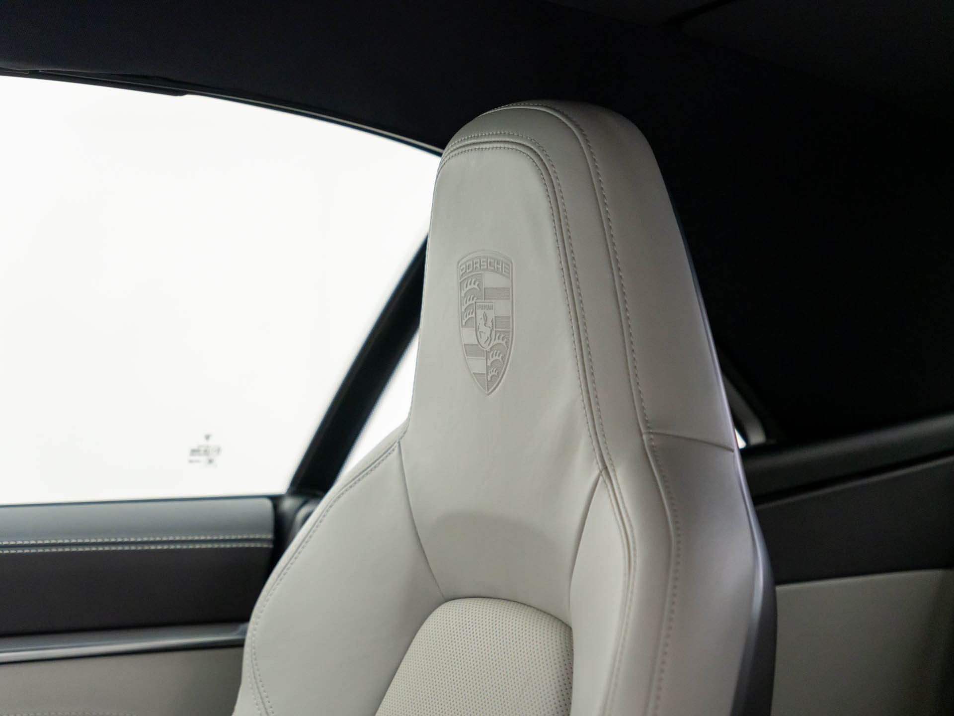 Certified 2020 Porsche 911 Carrera 4S AWD/4WD image 27