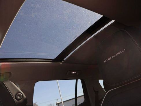 New 2026 GMC Terrain Denali w/ LPO, Black Badging Package image 35