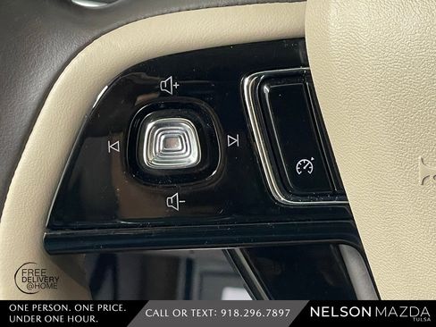 Used 2022 Lincoln Corsair FWD w/ Premium Package image 20