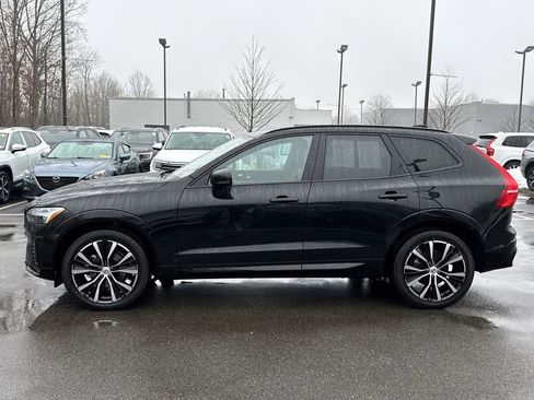 Used 2025 Volvo XC60 B5 Plus image 6