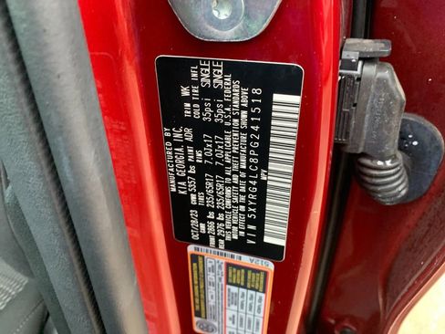 Used 2023 Kia Sorento LX image 37