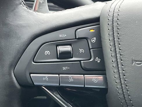 Certified 2024 Cadillac Escalade V image 33