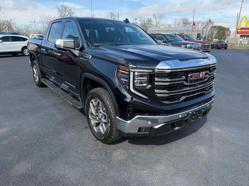 Used 2026 GMC Sierra 1500 SLT w/ SLT Premium Package image 6