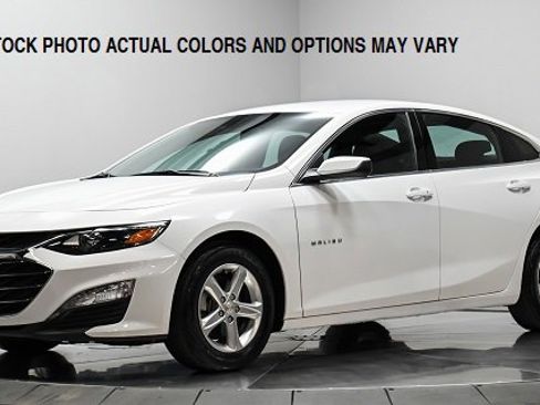 Used 2024 Chevrolet Malibu LT FWD image 1