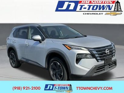 Used 2025 Nissan Rogue SV