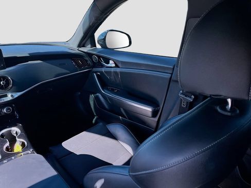 Used 2022 Kia Stinger GT-Line RWD image 27