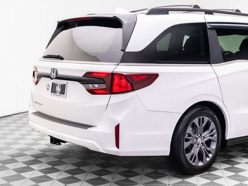 Used 2025 Honda Odyssey EX-L image 33