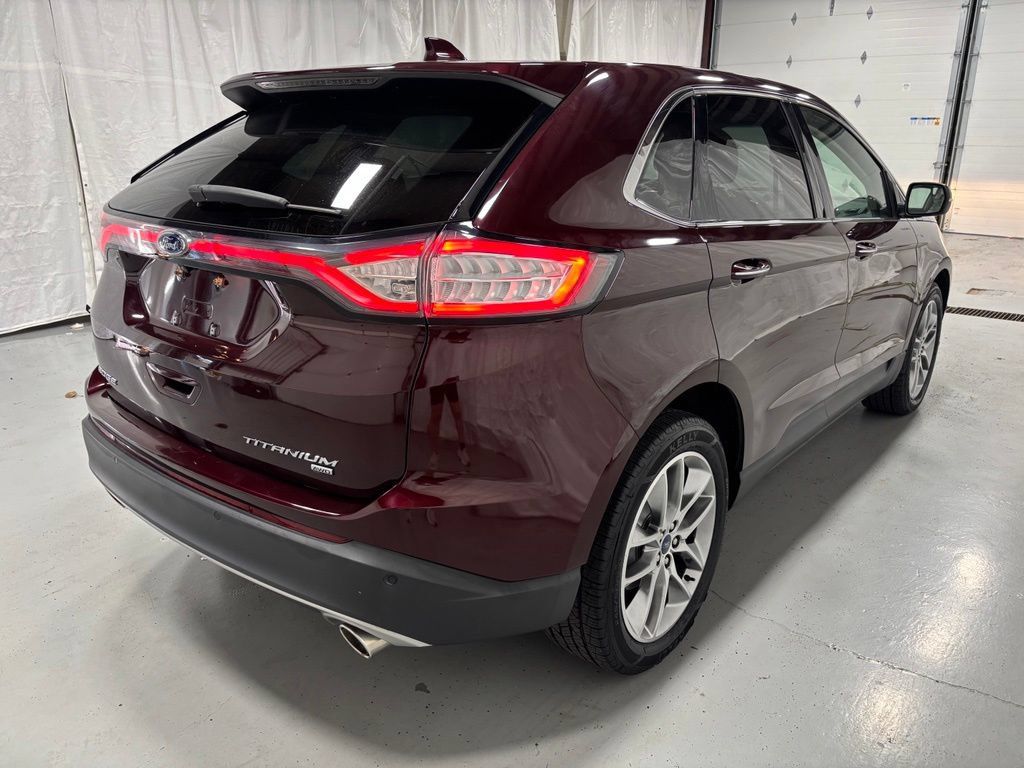 Used 2018 Ford Edge Titanium w/ Equipment Group 301A AWD/4WD image 7