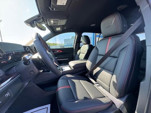 New 2026 Chevrolet Traverse RS FWD image 15