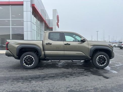 New 2026 Toyota Tacoma TRD Off-Road image 8