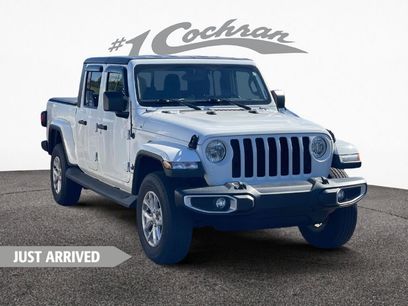 Used 2023 Jeep Gladiator Sport