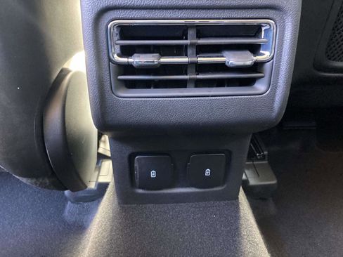 New 2026 Lincoln Corsair Premiere image 18