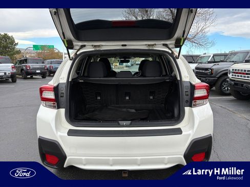 Used 2019 Subaru Crosstrek 2.0i Premium image 32