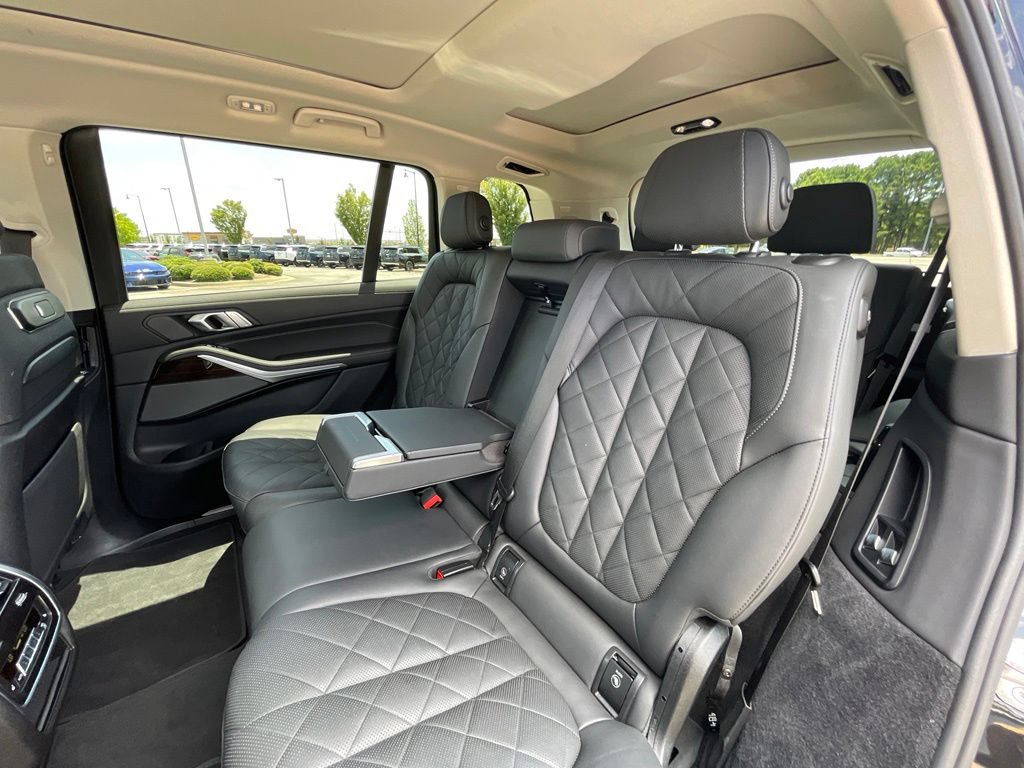 Used 2024 BMW X7 xDrive40i AWD/4WD image 26