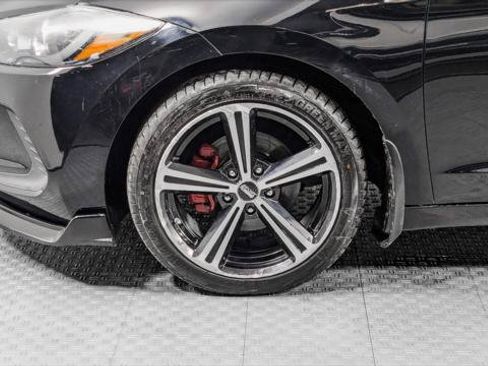 Used 2018 Hyundai Elantra SE FWD image 31