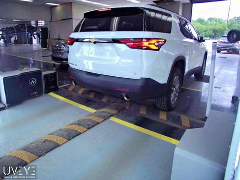 Used 2023 Chevrolet Traverse LT w/ LPO, Floor Liner Package AWD/4WD image 8