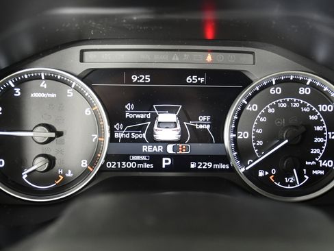 Used 2024 Mitsubishi Outlander SE image 18