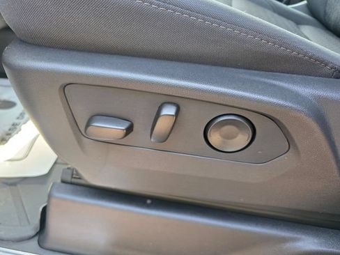 Used 2026 Chevrolet Silverado 1500 LT w/ LPO, Liner Protection Package AWD/4WD image 23