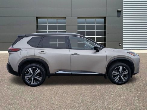 Used 2021 Nissan Rogue SL w/ Premium Package AWD/4WD image 4