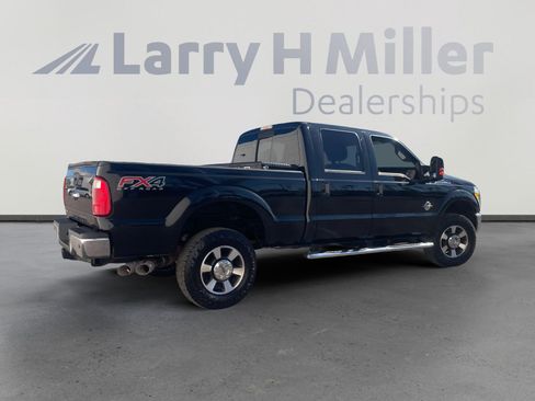 Used 2015 Ford F350 Lariat w/ Lariat Interior Package image 5