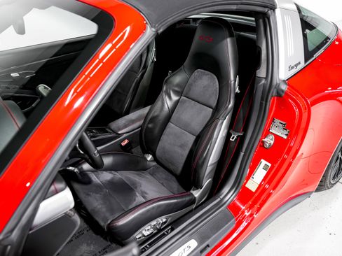 Used 2016 Porsche 911 Targa 4 GTS image 20