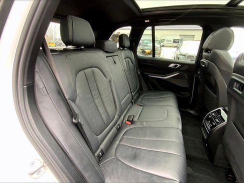 Used 2021 BMW X5 xDrive40i w/ Premium Package image 20