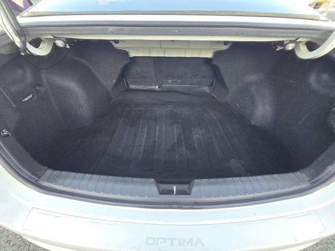 Used 2011 Kia Optima LX FWD image 26