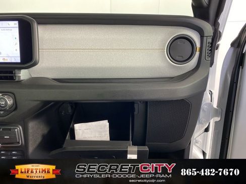 New 2026 Jeep Wrangler Unlimited Sport AWD/4WD image 32