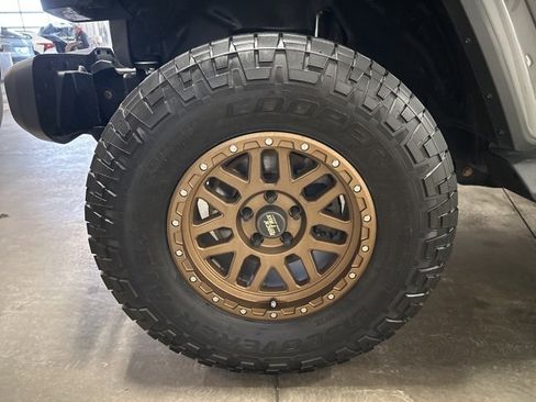 Used 2019 Jeep Wrangler Unlimited Sahara image 46