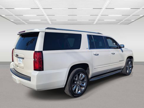 Used 2015 Chevrolet Suburban LTZ image 7