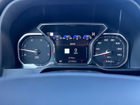 Used 2020 GMC Sierra 2500 AT4 w/ AT4 Premium Package image 12