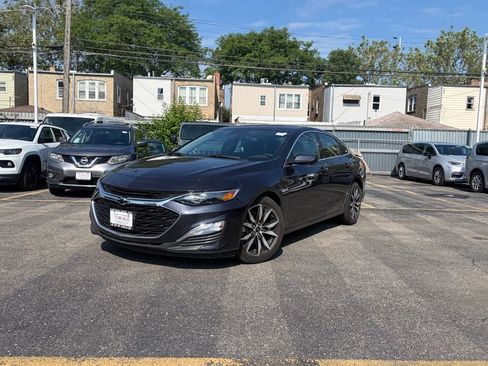 Used 2023 Chevrolet Malibu RS FWD image 3
