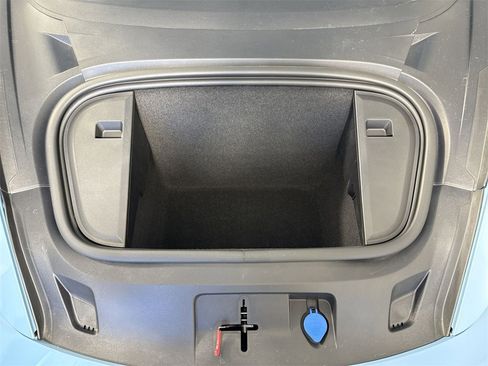 Certified 2024 Porsche Taycan image 22