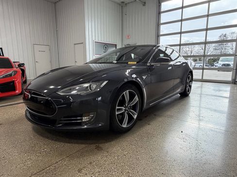 Used 2016 Tesla Model S 90D image 2