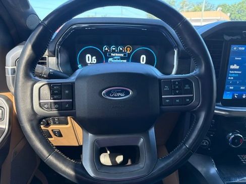 Used 2022 Ford F150 Lariat w/ Trailer Tow Package AWD/4WD image 18