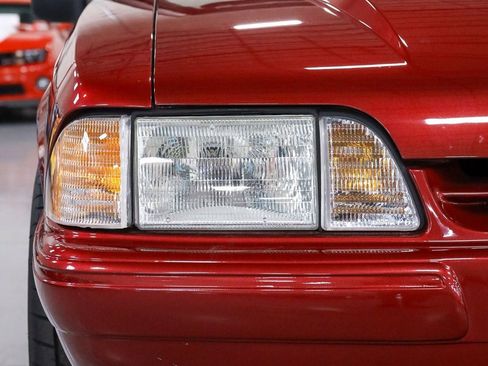 Used 1992 Ford Mustang LX image 10